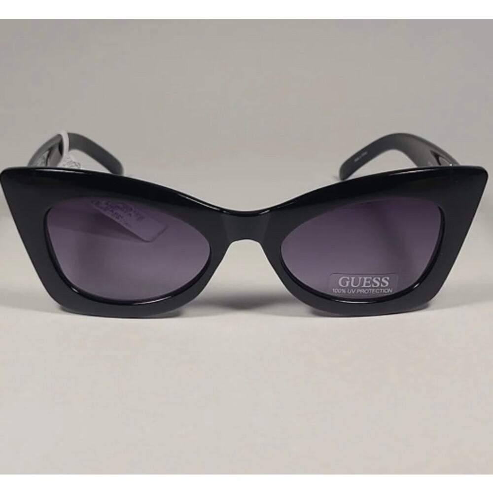 New! Guess Wm's Cat Eye Sunglasses Shiny Black Frame Smoke NWT